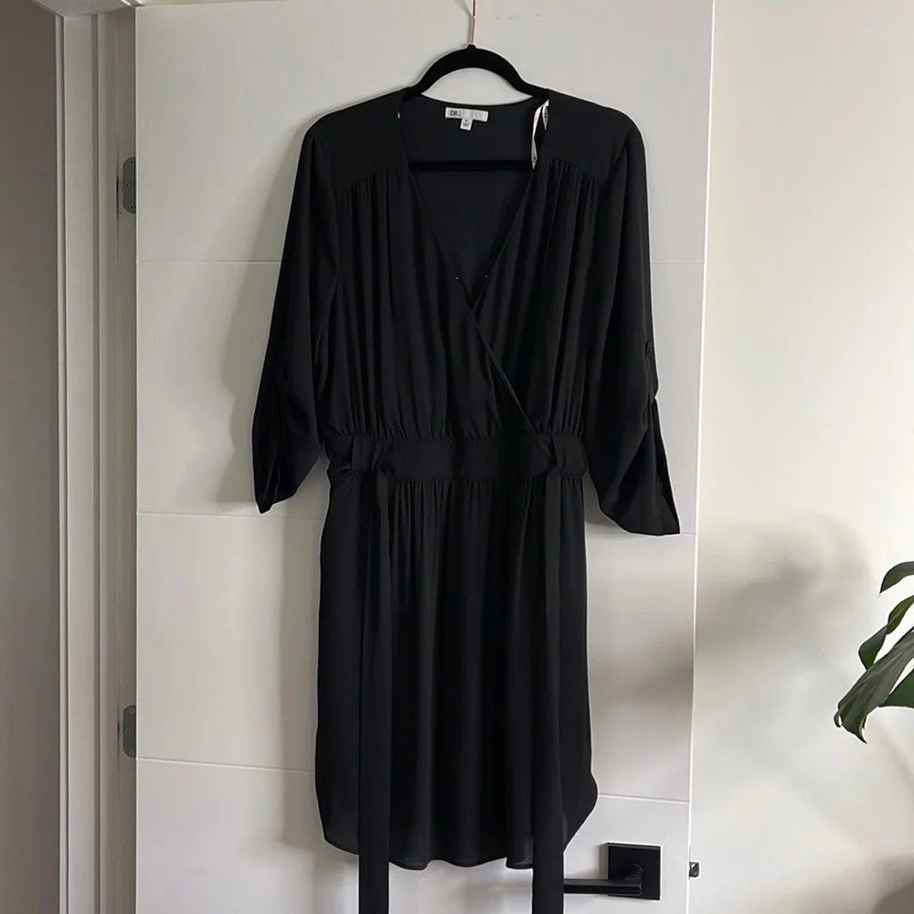 DR2 DRESS - Picture 2 of 6